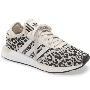 Adidas Leopard Swift Run - 8.5